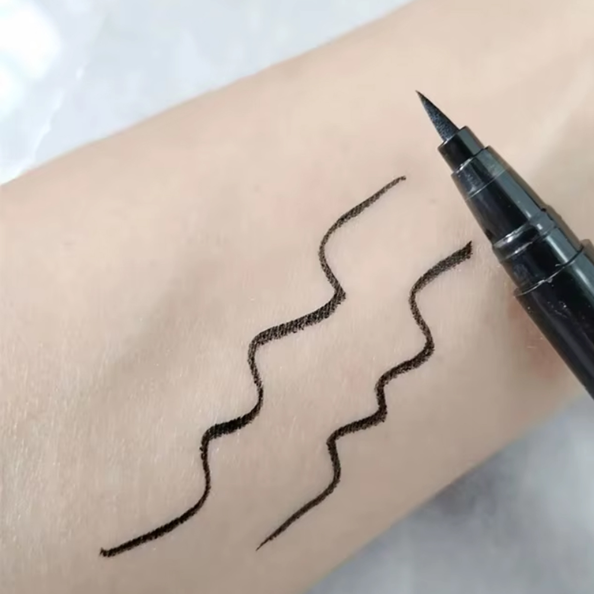 1/5 Pezzi Eyeliner Liquido Imp - Waterproof Liquid Eyeliner Pen recensione e prezzo
